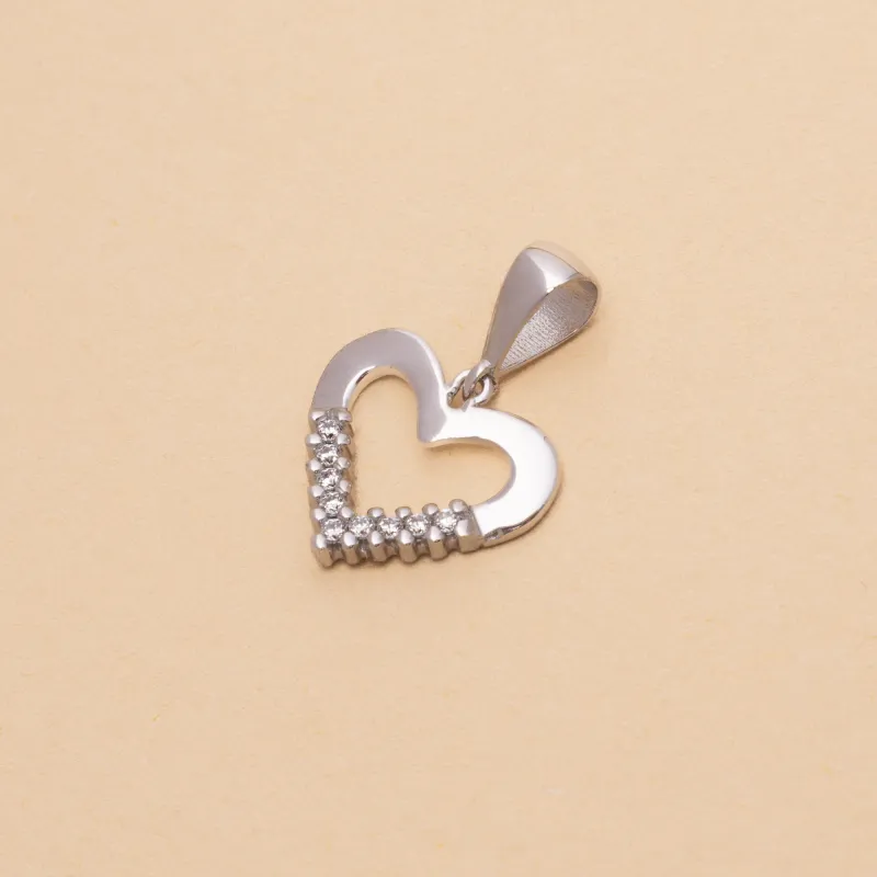 Pandantiv în formă de inimă din aur alb cu zirconiu cubic