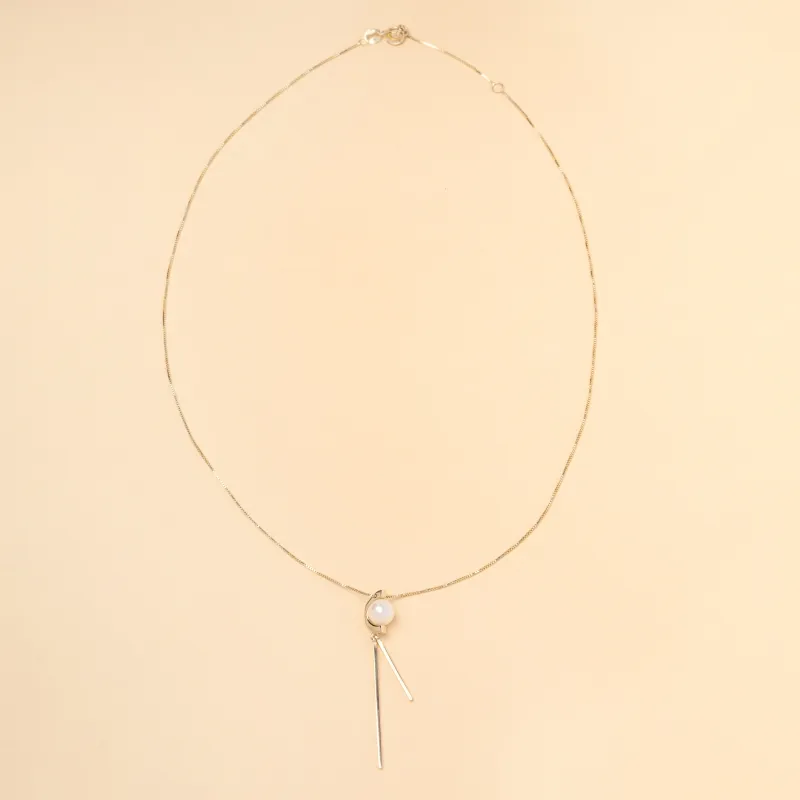 Gelbgoldene Halskette „Aurora“ mit Perle