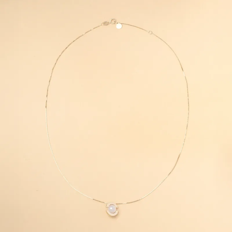 Gelbgoldene Halskette „Aurora“ mit Perle