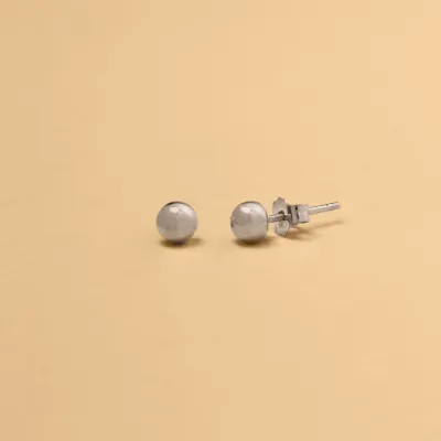 White gold half ball earrings without stones