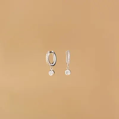 White gold earrings with cubic zirconia