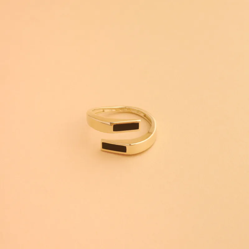 Yellow gold ring with black enameled details from "Futura" collection