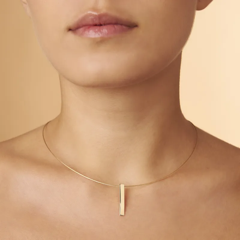 Yellow gold neklace from "Futura" collection