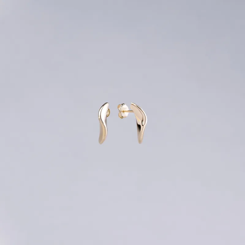 Yellow gold earrings