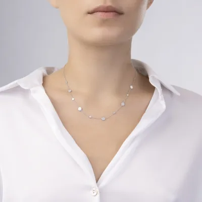 Collana leggera in oro bianco