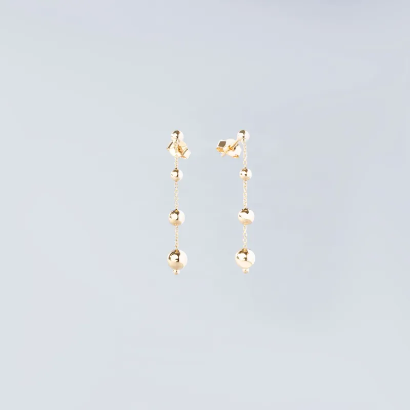 Yellow gold earrings with balls