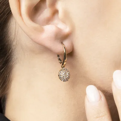 Yellow gold rose-shaped earrings with cubic zirconia