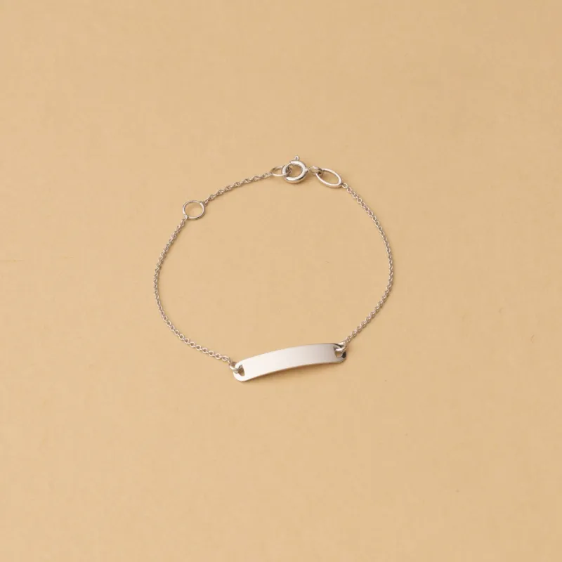White gold baby bracelet with plate